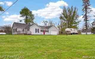 Homes For Sale - 12384 Hill Road <br/> Genesee County, Goodrich, MI 48438