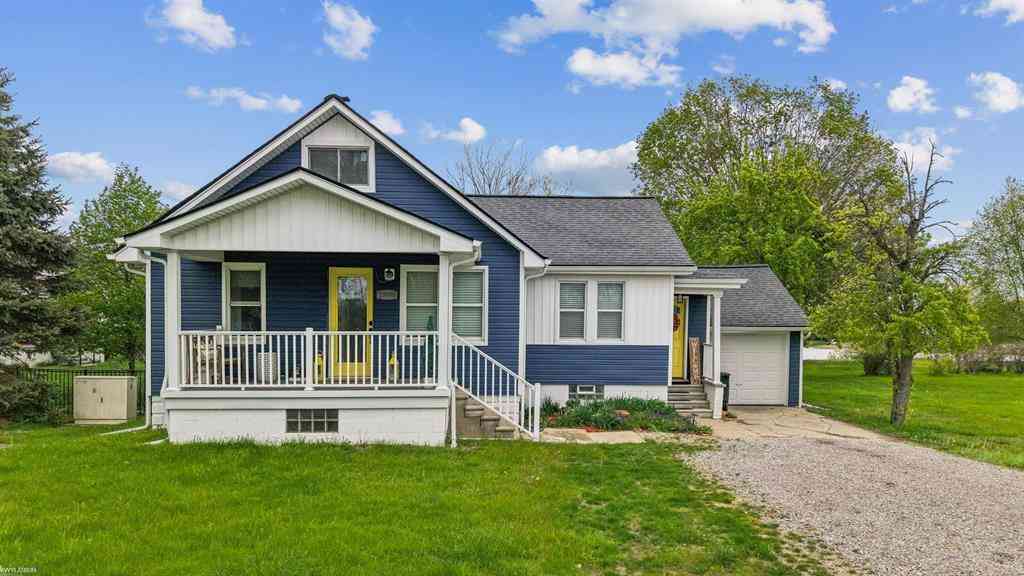 Homes For Sale - 53990 Chesterfield Road <br/> Chesterfield, MI 48051