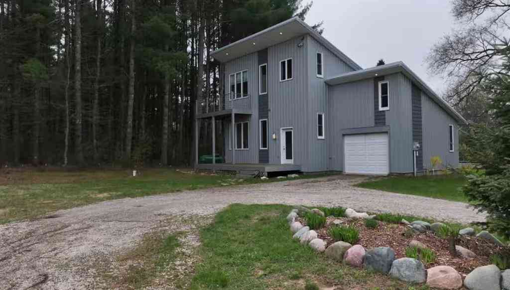 Homes For Sale - 6215 S Garfield Road, S  <br/> Grand Traverse County County, Kingsley, MI 49649