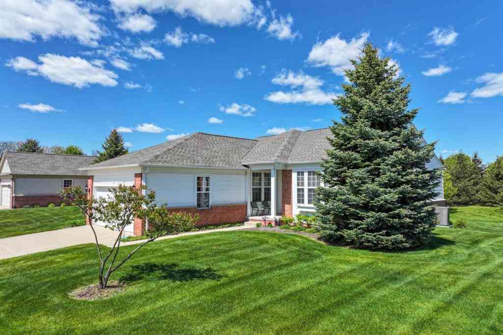 Condo For Sale - 9339 Sand Hill Drive <br/> Grand Blanc, MI 48439