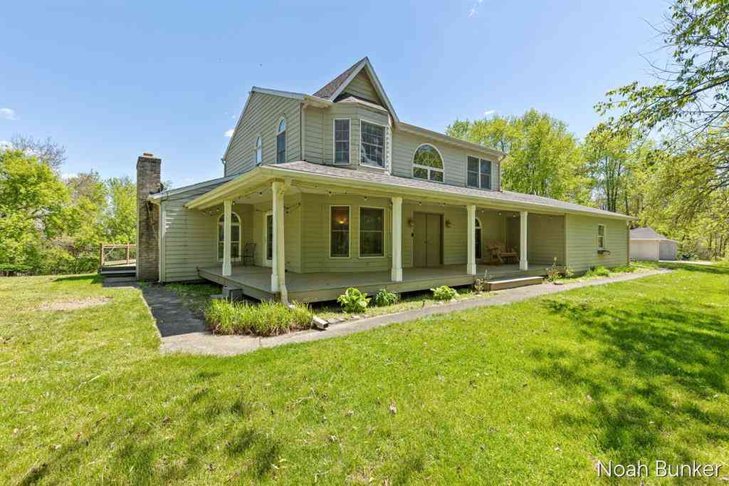 Homes For Sale - 4689 8th Street <br/> Caledonia, MI 49316