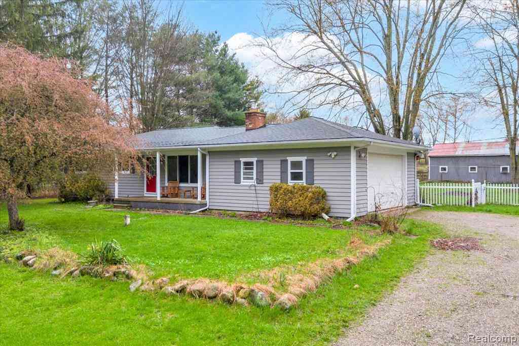 Homes For Sale - 4360 Sherwood Road <br/> Oakland County, Ortonville, MI 48462