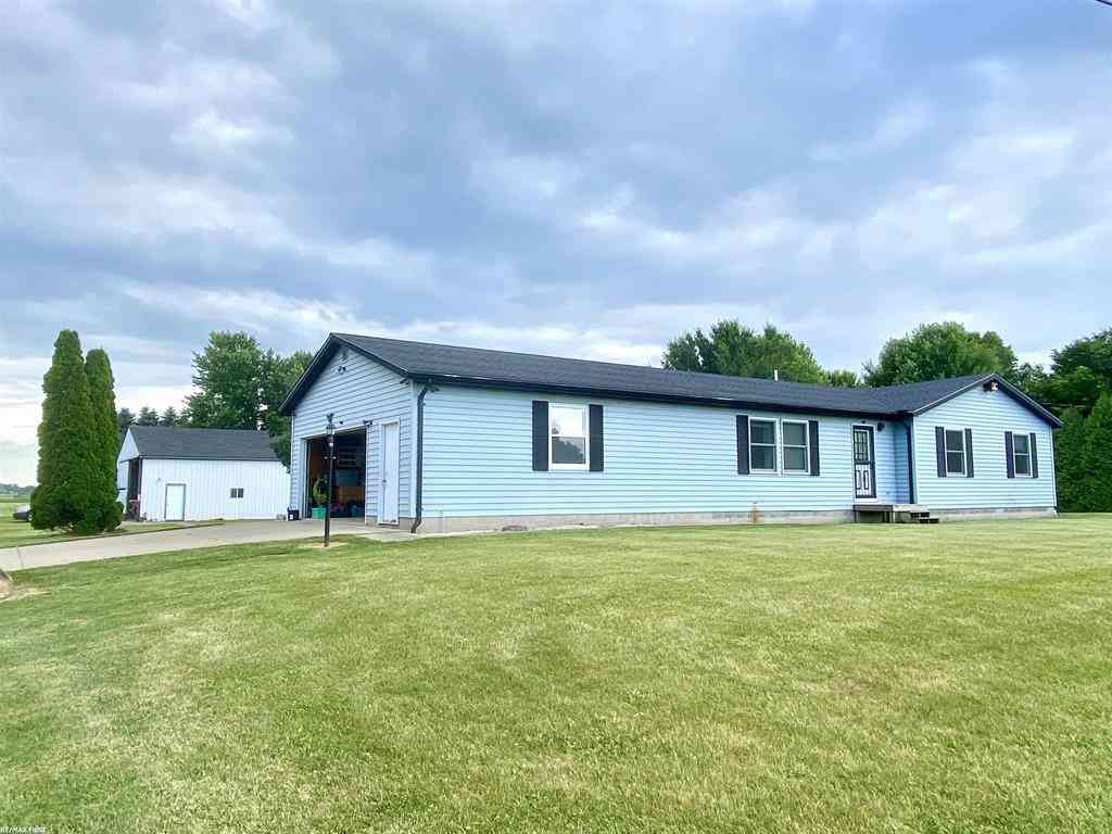 Homes For Sale - 17250 Armada Center Road <br/> Armada, MI 48005
