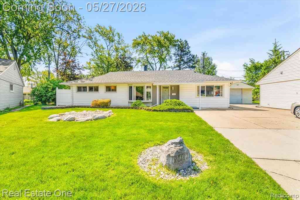 Homes For Sale - 29737 Brandt Court <br/> Garden City, MI 48135