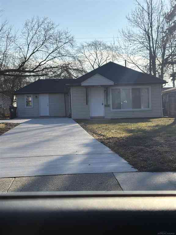 Homes For Sale - 21700 Elizabeth Street <br/> Saint Clair Shores, MI 48080