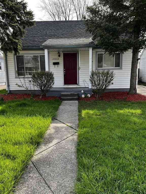 Homes For Rent - 24868 Grove Avenue <br/> Eastpointe, MI 48021