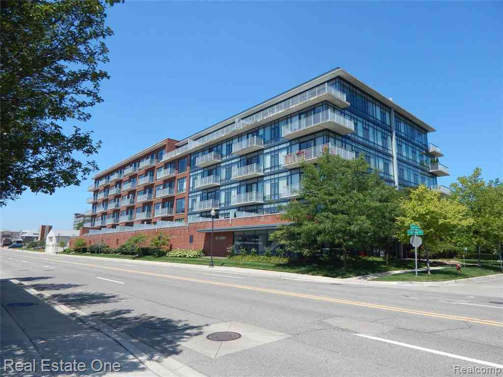 Condo For Rent - 101 Curry Avenue  #306<br/> Royal Oak, MI 48067