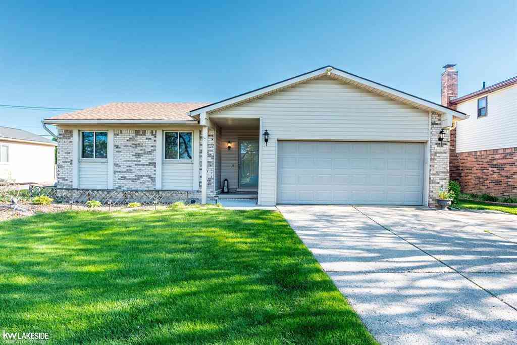 Homes For Sale - 17699 Kuecken Street <br/> Clinton Township, MI 48038