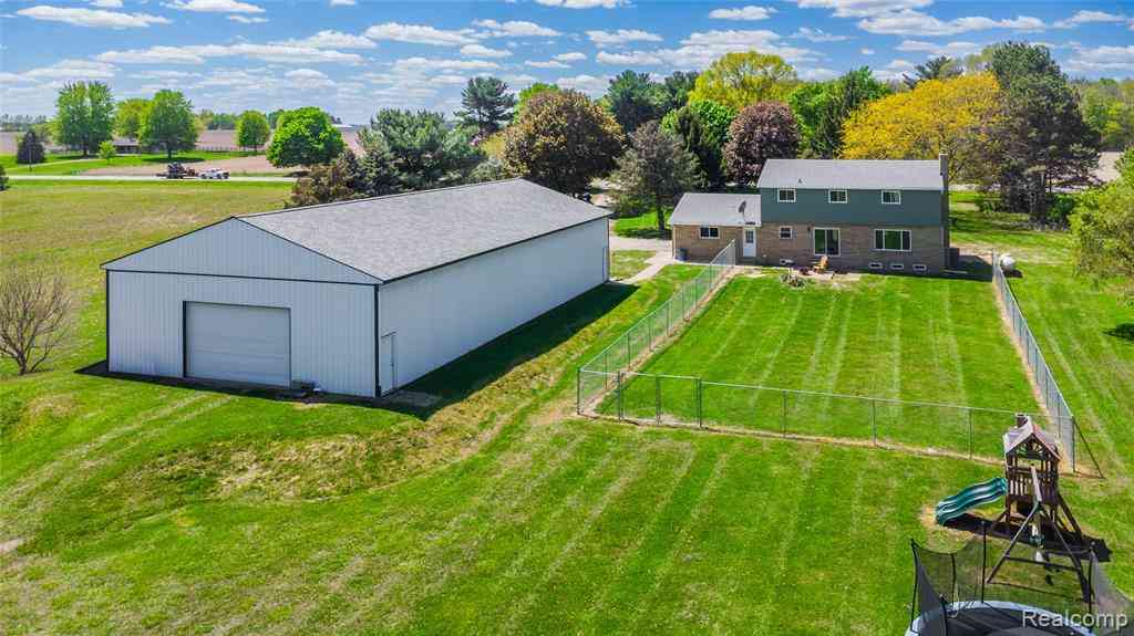 Homes For Sale - 4240 Sheridan Road <br/> Genesee County, Flushing, MI 48433