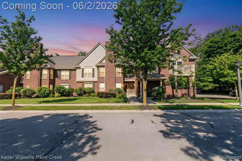 Condo For Sale - 28569 Carlton Way Drive <br/> Novi, MI 48377