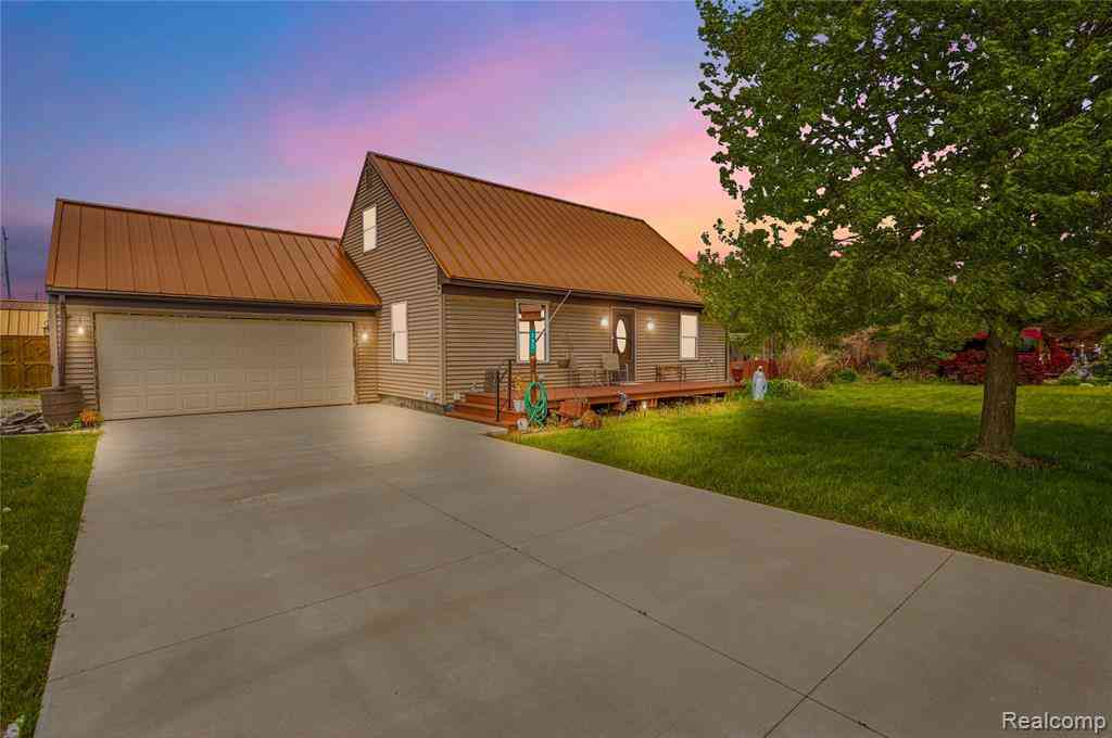 Homes For Sale - 792 Fairview Drive <br/> Lapeer County, Imlay City, MI 48444