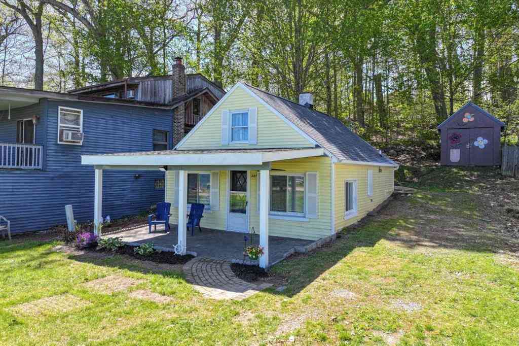 Homes For Sale - 2074 Gray Park Drive <br/> Lapeer, MI 48446