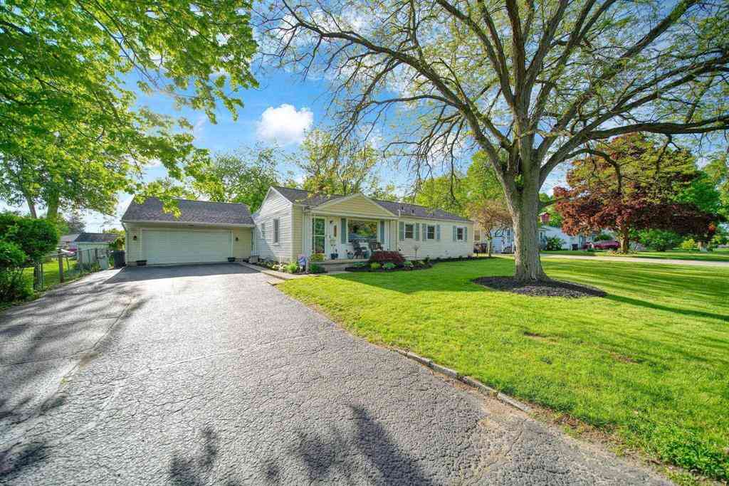 Homes For Sale - 2675 Park Drive <br/> Adrian, MI 49221
