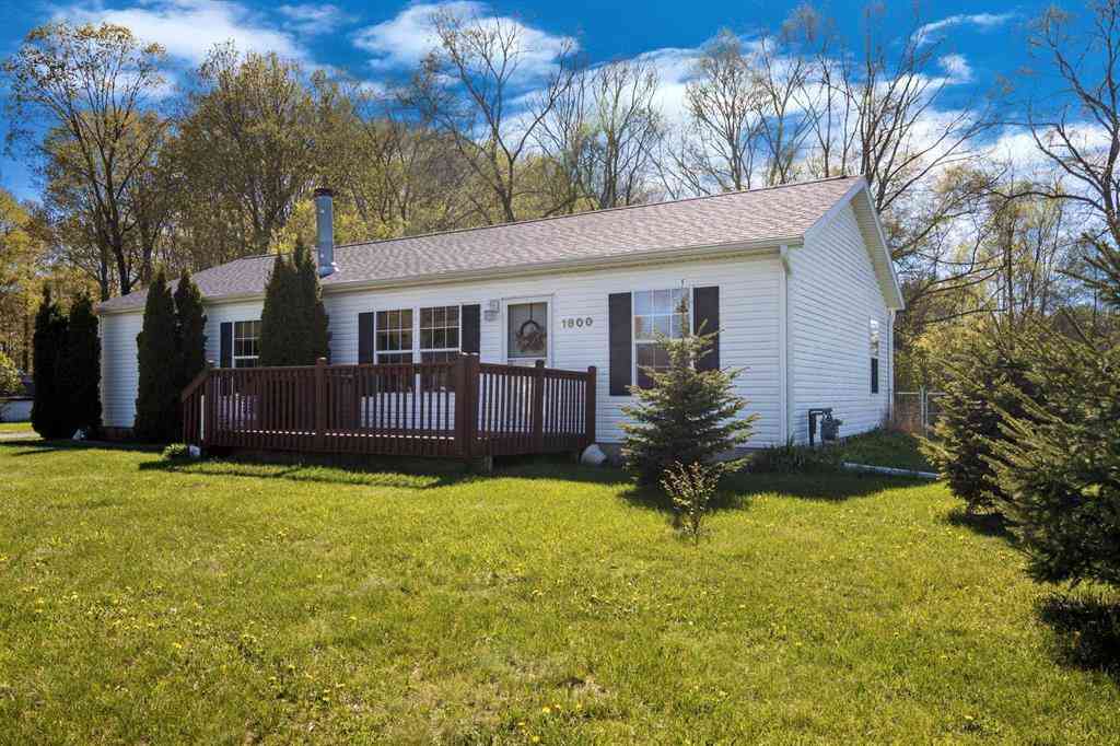 Homes For Sale - 1800 W Brentwood  <br/> Grawn, MI 49685
