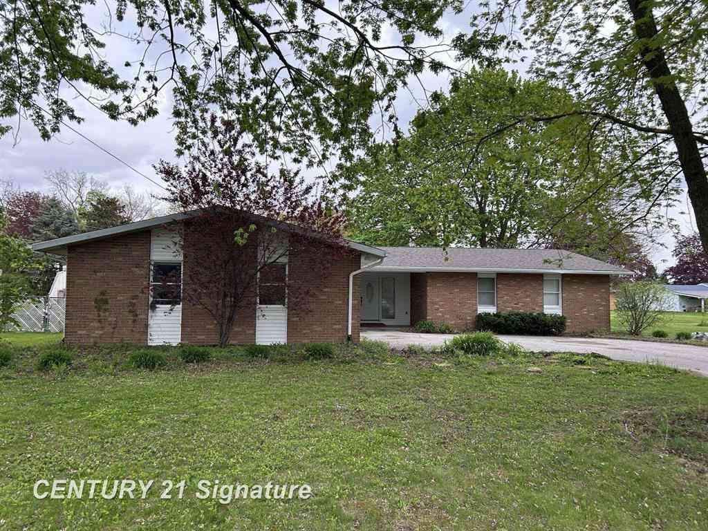 Homes For Sale - 5144 Heidi Lane <br/> Saginaw, MI 48604