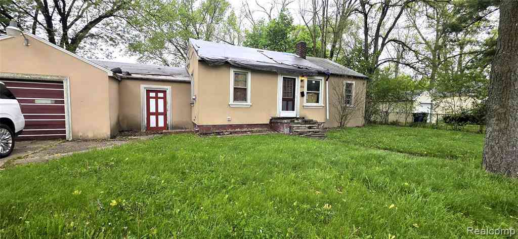 Homes For Sale - 2810 Gibson Street <br/> Flint, MI 48503