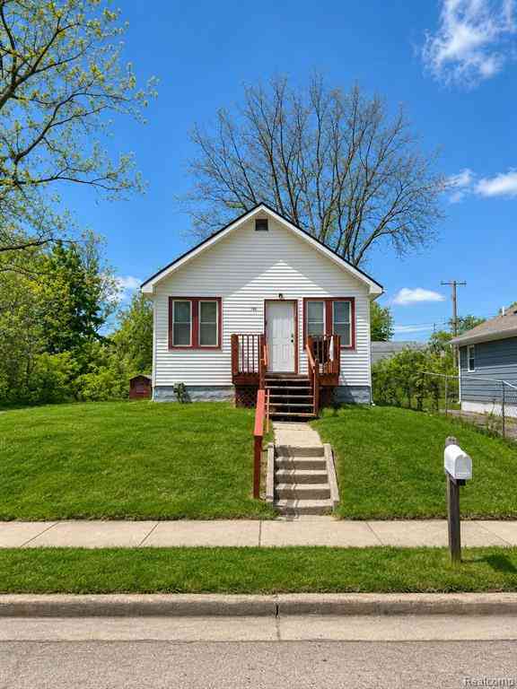 Homes For Sale - 148 Russell Street <br/> Pontiac, MI 48342