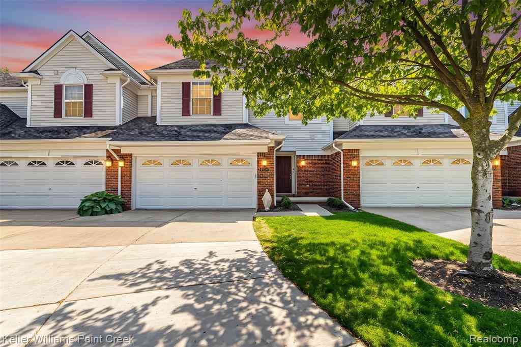 Condo For Sale - 41544 Mitchell Road <br/> Novi, MI 48377