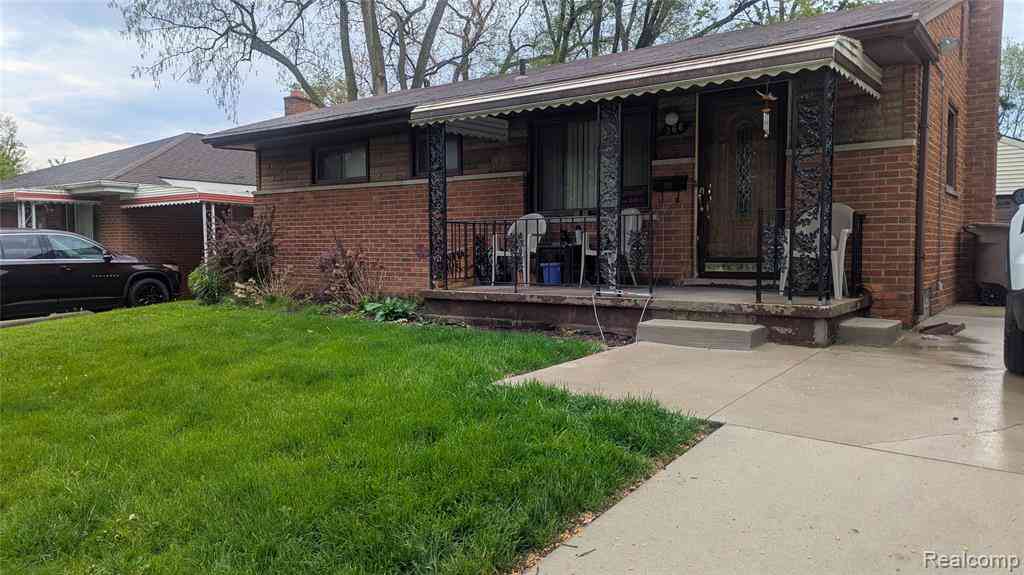 Homes For Sale - 366 Linda Vista Drive <br/> Pontiac, MI 48342
