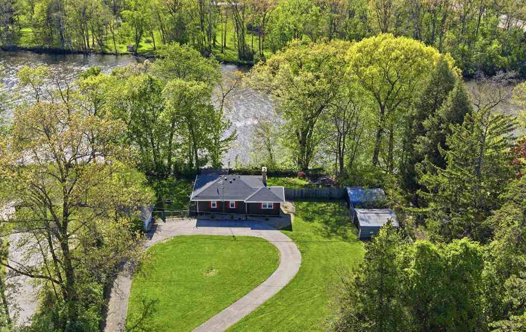 Homes For Sale - 1828 Bond Street <br/> Niles, MI 49120