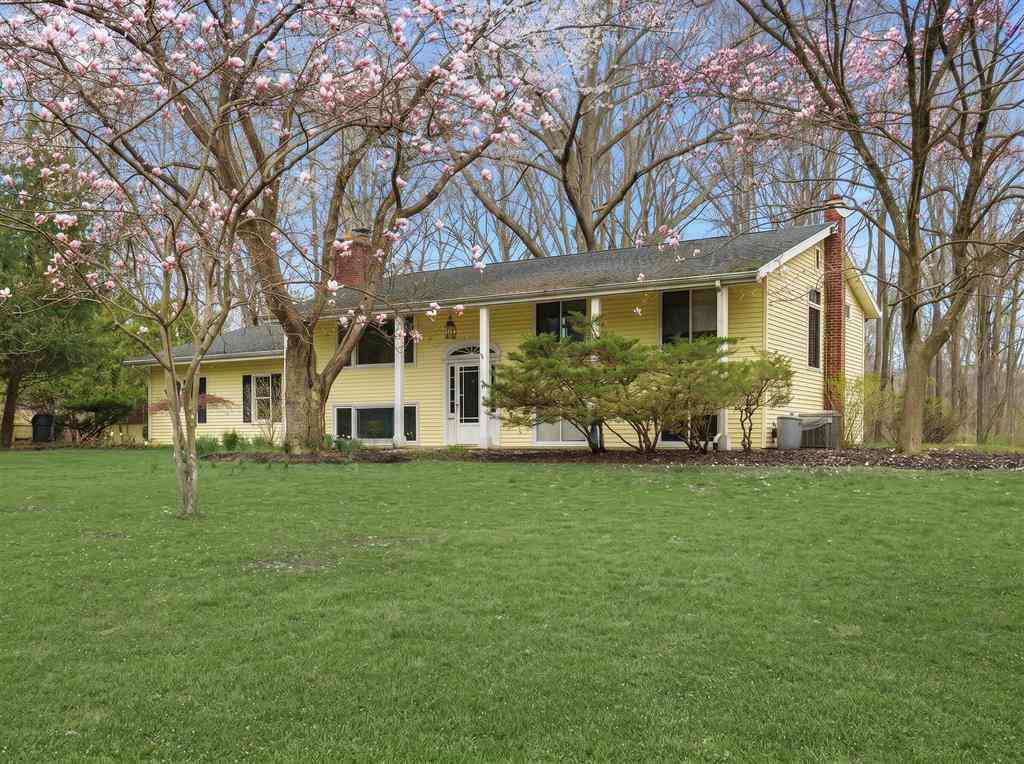 Homes For Sale - 13970 Hollywood Boulevard <br/> Berrien County, Harbert, MI 49115