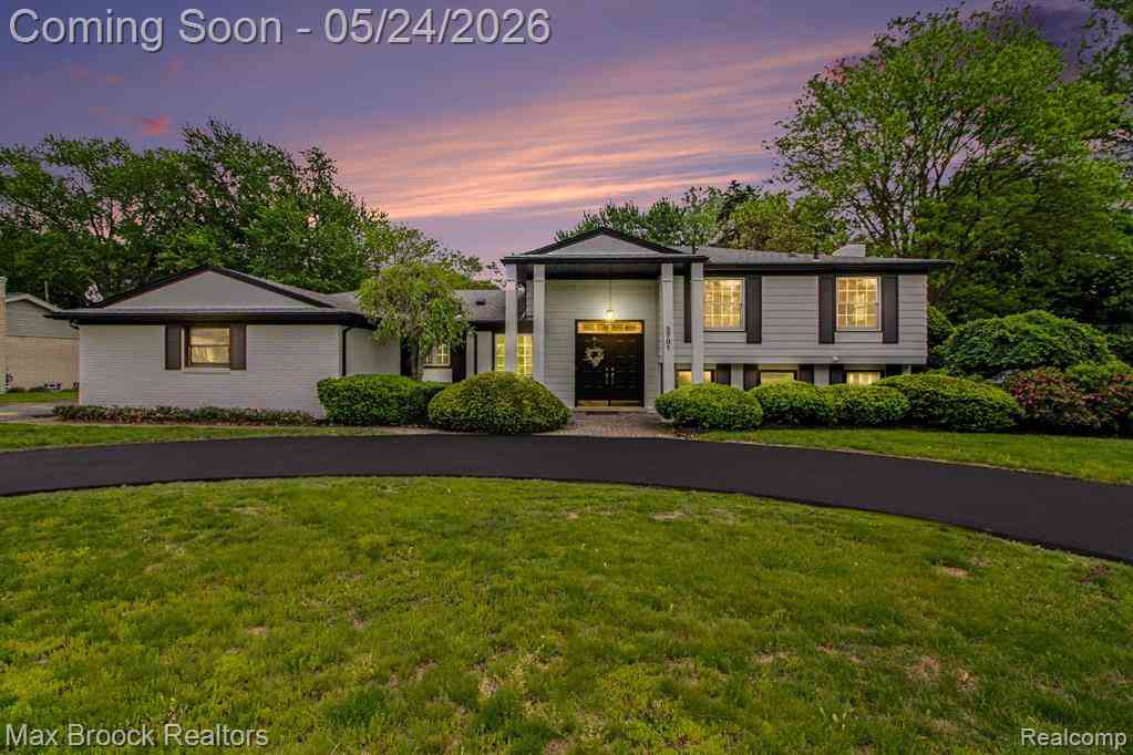 Homes For Sale - 3781 Quarton Road <br/> Bloomfield Hills, MI 48302