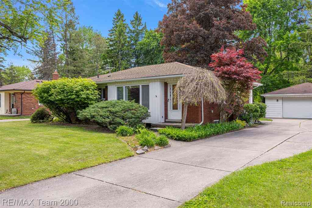Homes For Sale - 27143 Westland Road <br/> Redford, MI 48240