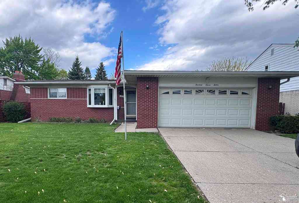 Homes For Sale - 14712 Malcolm Street <br/> Southgate, MI 48195
