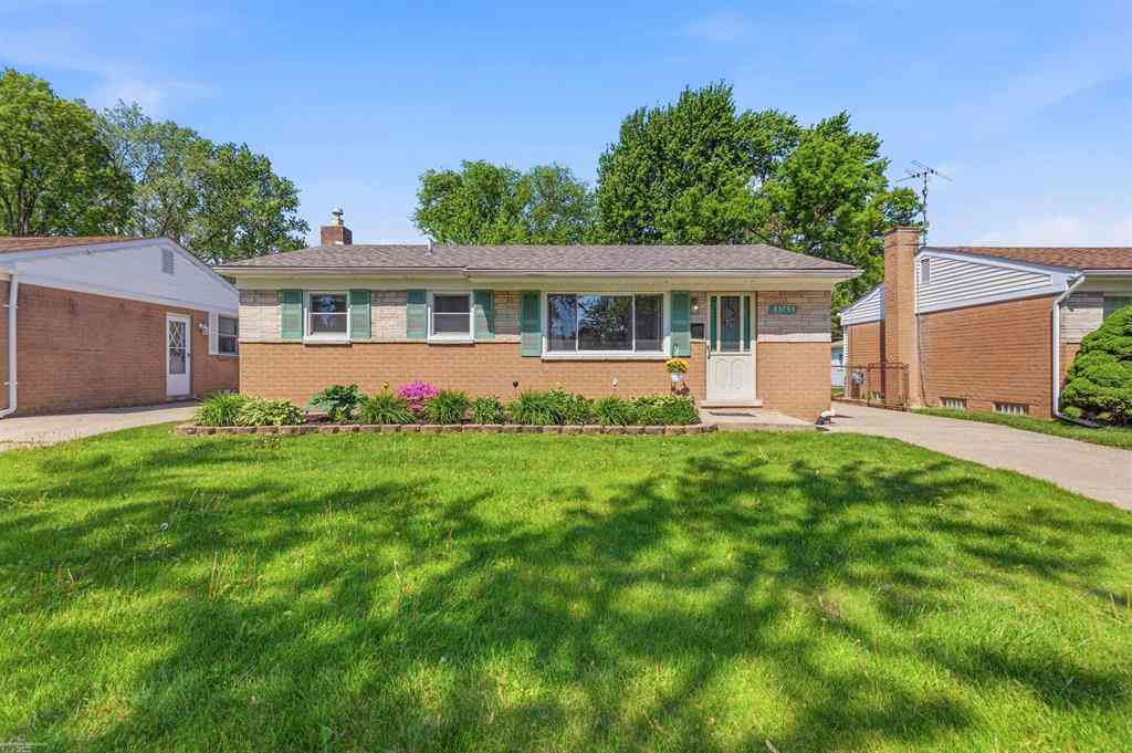 Homes For Sale - 33753 Cheryl Street <br/> Clinton Township, MI 48035