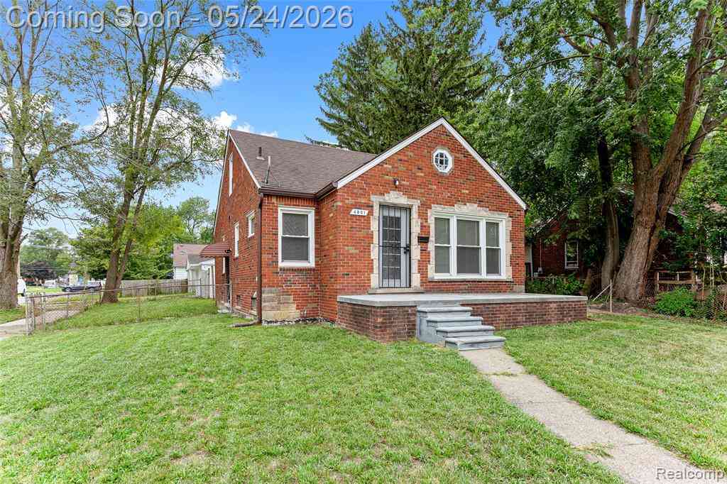 Homes For Sale - 4501 Woodhall Street <br/> Detroit, MI 48224