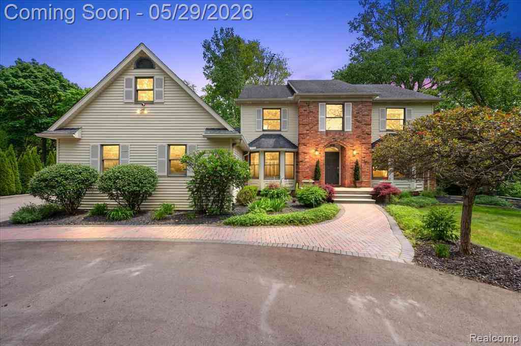 Homes For Sale - 46501 Pickford Street <br/> Northville, MI 48168