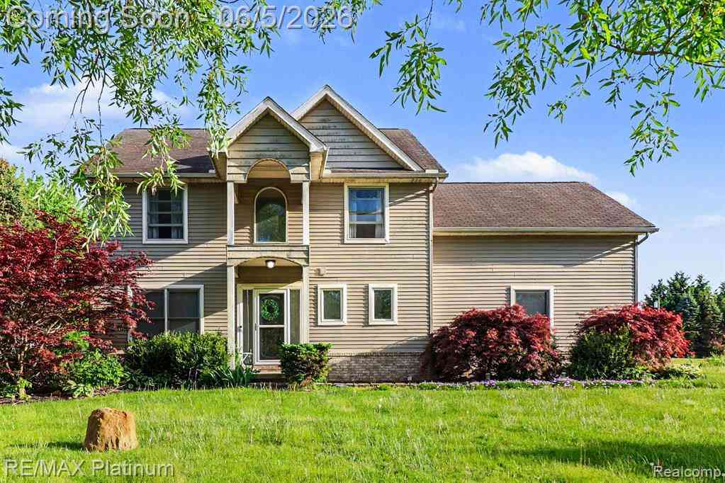 Homes For Sale - 9731 Fountain Lane <br/> Fowlerville, MI 48836