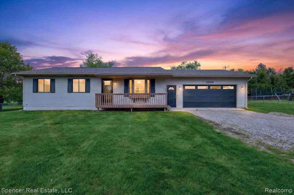 Homes For Sale - 5988 Waldon Road <br/> Clarkston, MI 48346