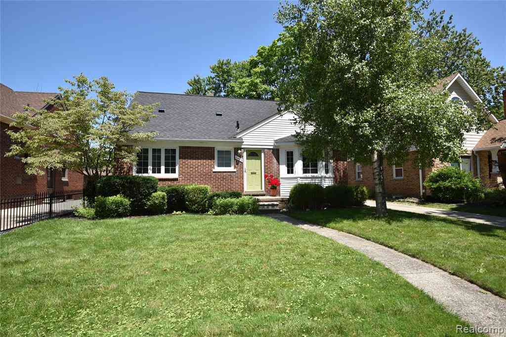 Homes For Rent - 2453 Windemere Road <br/> Birmingham, MI 48009