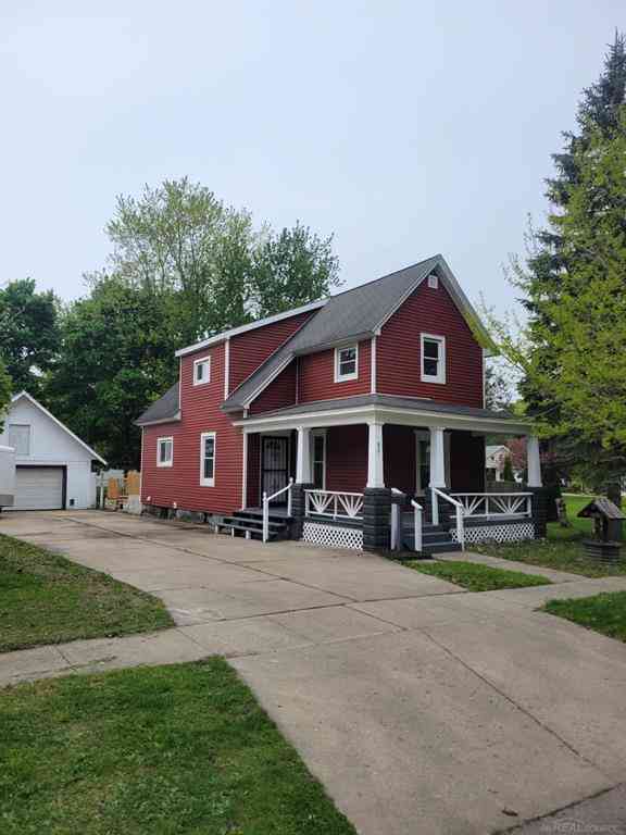 Homes For Sale - 821 Fletcher Street <br/> Owosso, MI 48867