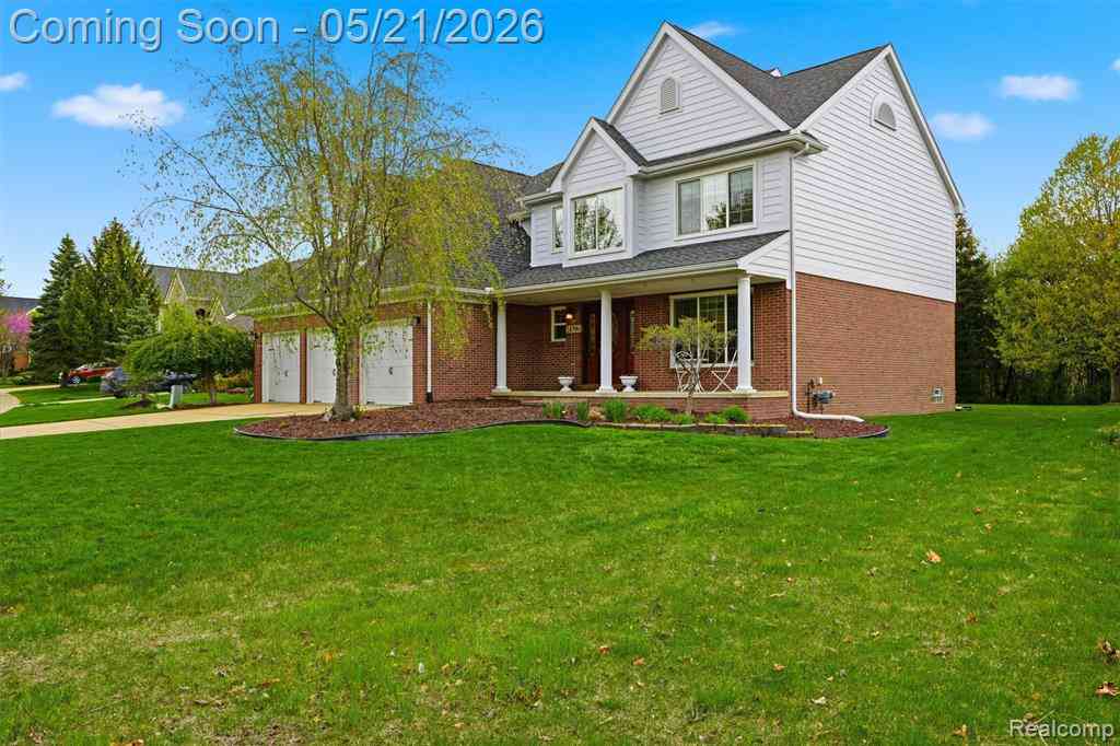Homes For Sale - 24396 Cavendish Avenue E E<br/> Novi, MI 48375