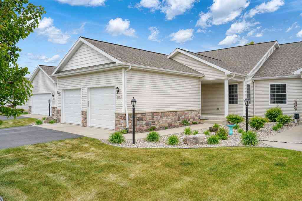 Condo For Sale - 4015 Eastbridge Circle <br/> Ingham County, Stockbridge, MI 49285