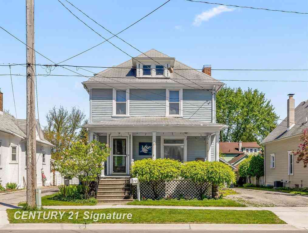 Homes For Sale - 206 N Wenona Avenue <br/> Bay City, MI 48706