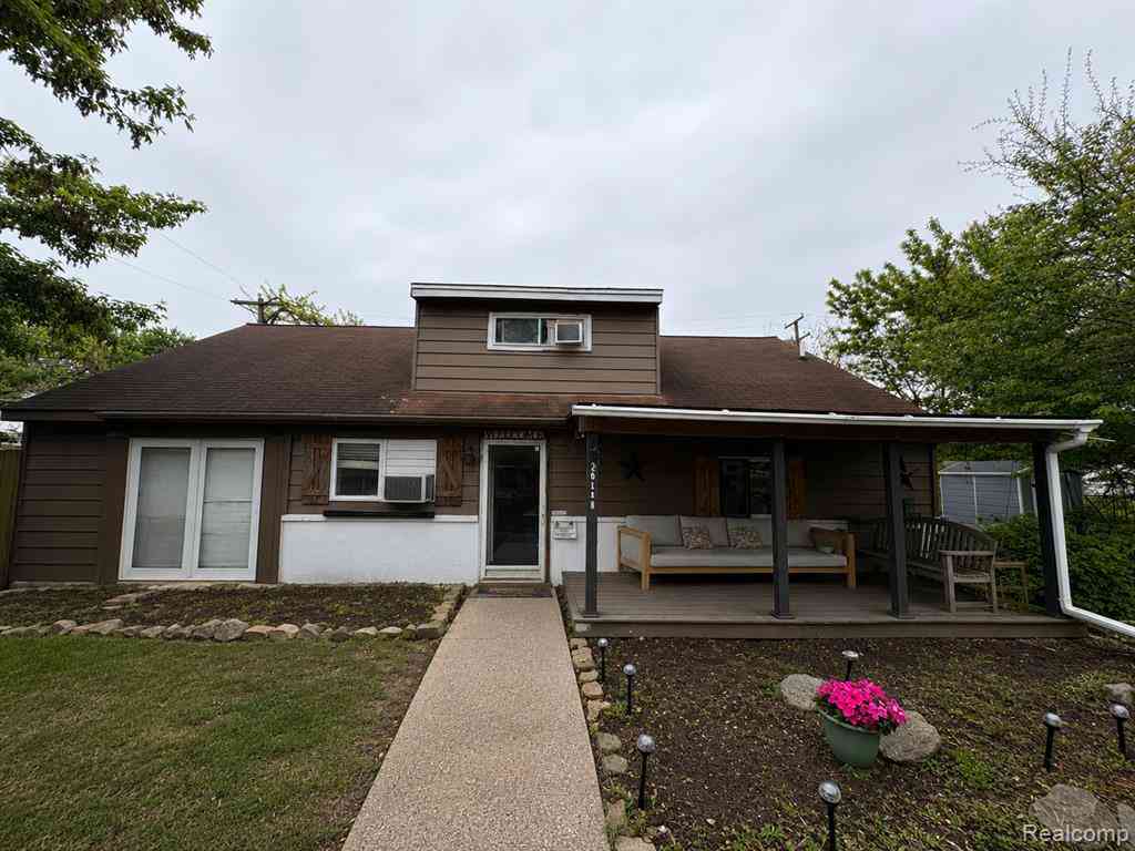 Homes For Sale - 26148 Lamour Street <br/> Harrison Township, MI 48045