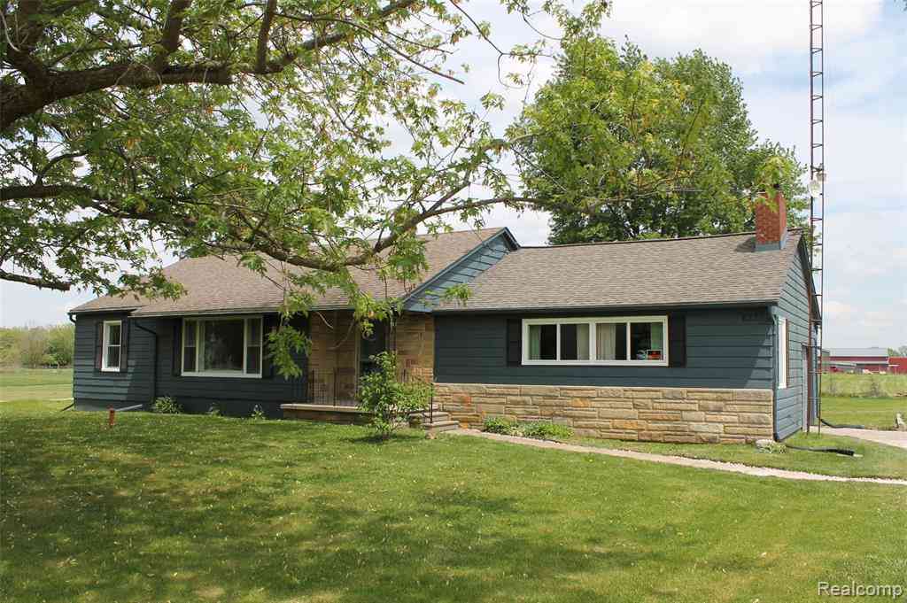 Homes For Sale - 8251 Beers Road <br/> Genesee County, Swartz Creek, MI 48473
