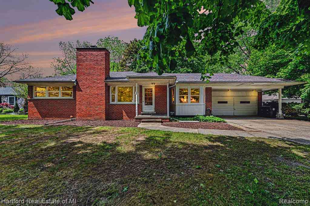 Homes For Sale - 17283 Lathers Street <br/> Livonia, MI 48152