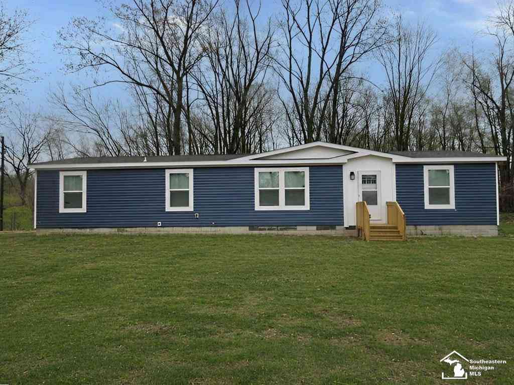 Homes For Sale - 8575 N Rollin Hwy Highway <br/> Lenawee County, Addison, MI 49220