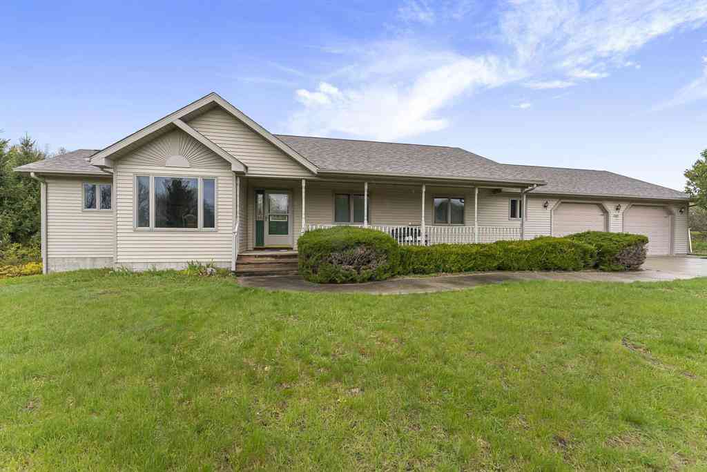 Homes For Sale - 10122 Skiver Road <br/> Traverse City, MI 49685