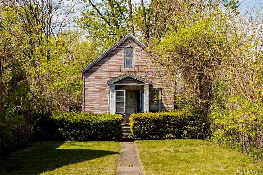 Homes For Sale - 2561 Beals Street <br/> Detroit, MI 48214
