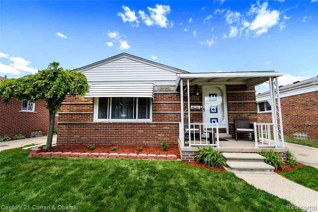 Homes For Sale - 3928 Katherine Street <br/> Dearborn Heights, MI 48125