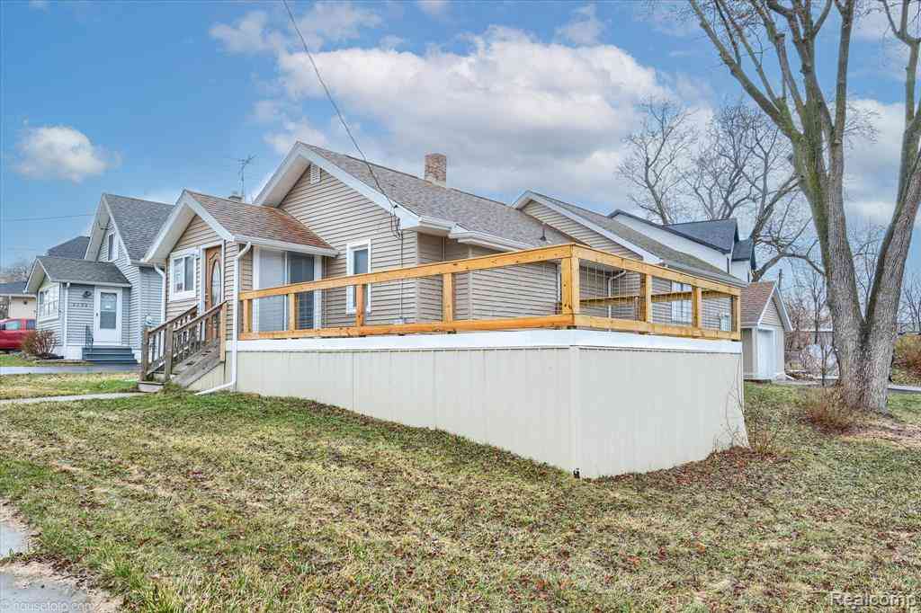 Homes For Sale - 2127 Kenneth Street <br/> Genesee County, Burton, MI 48529