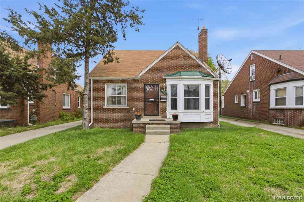 Homes For Sale - 18260 Strathmoor Street <br/> Detroit, MI 48235