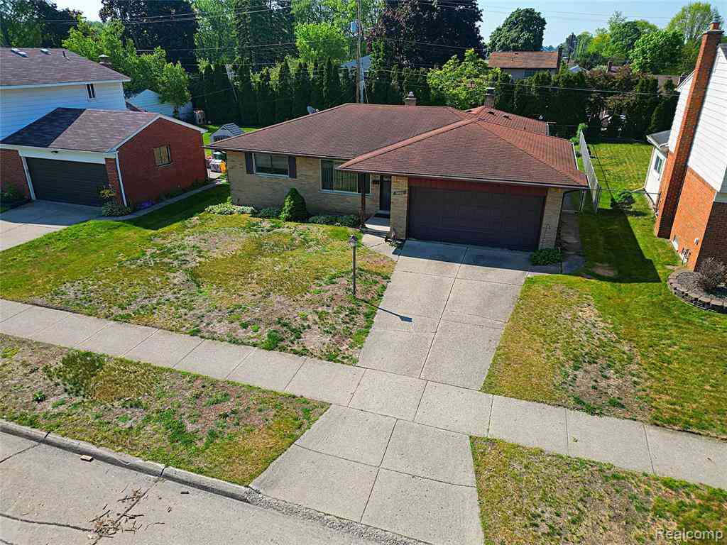Homes For Sale - 38011 Ross Street <br/> Livonia, MI 48154