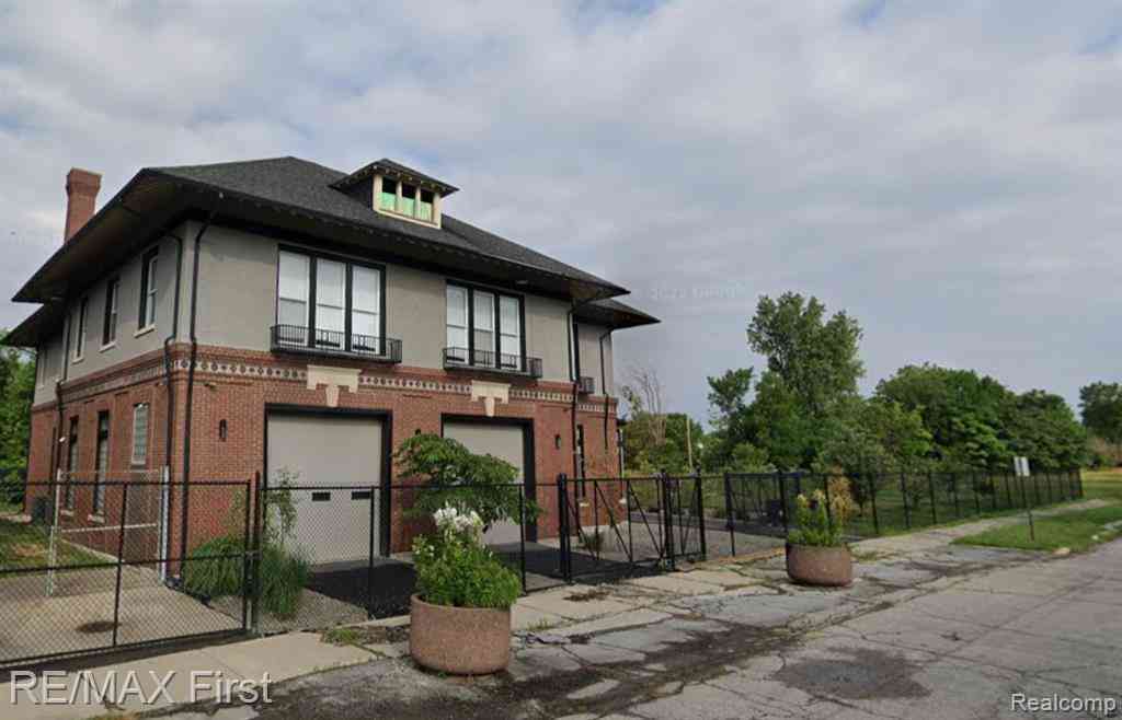 Homes For Sale - 1113 Coplin Street <br/> Detroit, MI 48215