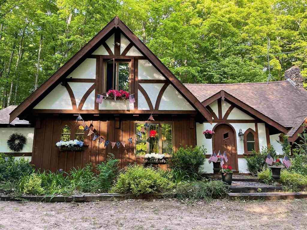Homes For Sale - 984 Cedar River Drive <br/> Bellaire, MI 49615